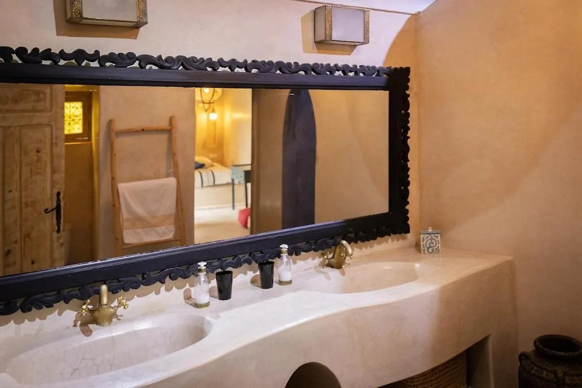 Вилла Dar Lysis Private With Pool And Breakfasts Марракеш